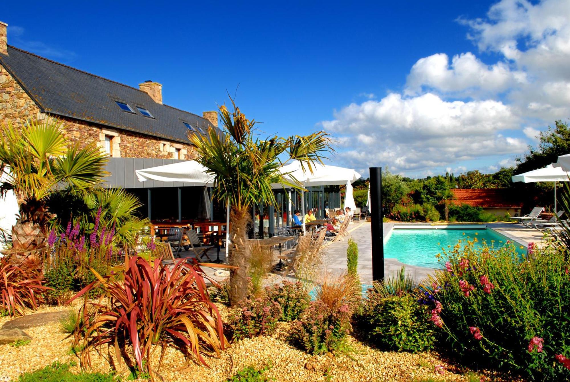Les Chambres D'Hotes D'Adele Quemper-Guezennec ภายนอก รูปภาพ